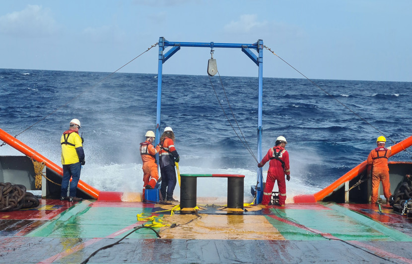 Metocean team on the job: measurement survey work for Inpex Indonesia